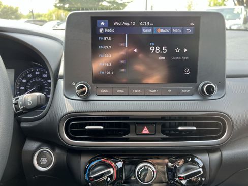 Used 2023 Hyundai Kona SEL AWD/4WD image 18