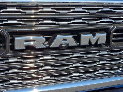 Used 2024 RAM 3500 Limited AWD/4WD image 39
