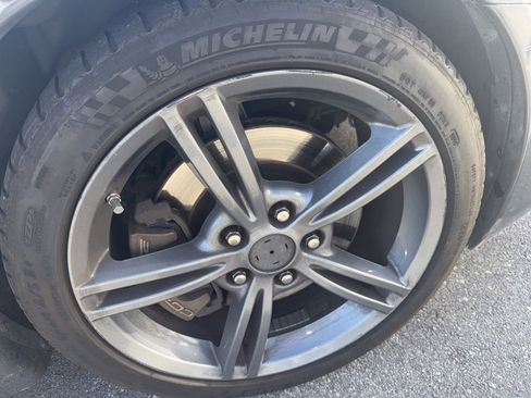 Used 2009 Chevrolet Corvette Coupe image 16