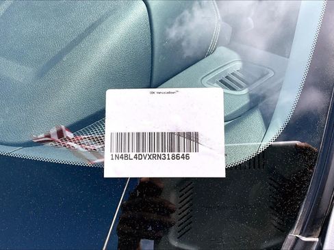 Certified 2024 Nissan Altima 2.5 SV w/ SV Premium Package FWD image 34