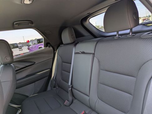 Used 2023 Chevrolet TrailBlazer RS w/ Convenience Package FWD image 30