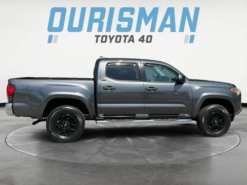 Used 2020 Toyota Tacoma SR5 image 8