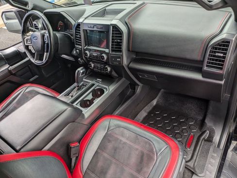 Used 2017 Ford F150 Lariat image 28