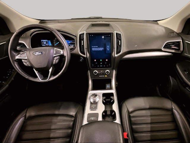 Used 2022 Ford Edge SEL w/ Class II Trailer Tow Package AWD/4WD image 14