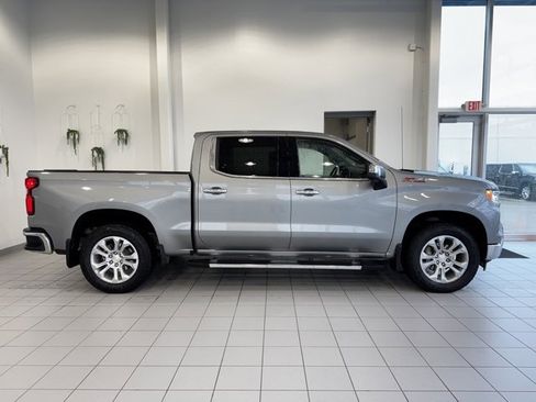 Certified 2025 Chevrolet Silverado 1500 LTZ image 35