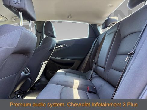 Used 2023 Chevrolet Malibu LT w/ Driver Confidence Package FWD image 4