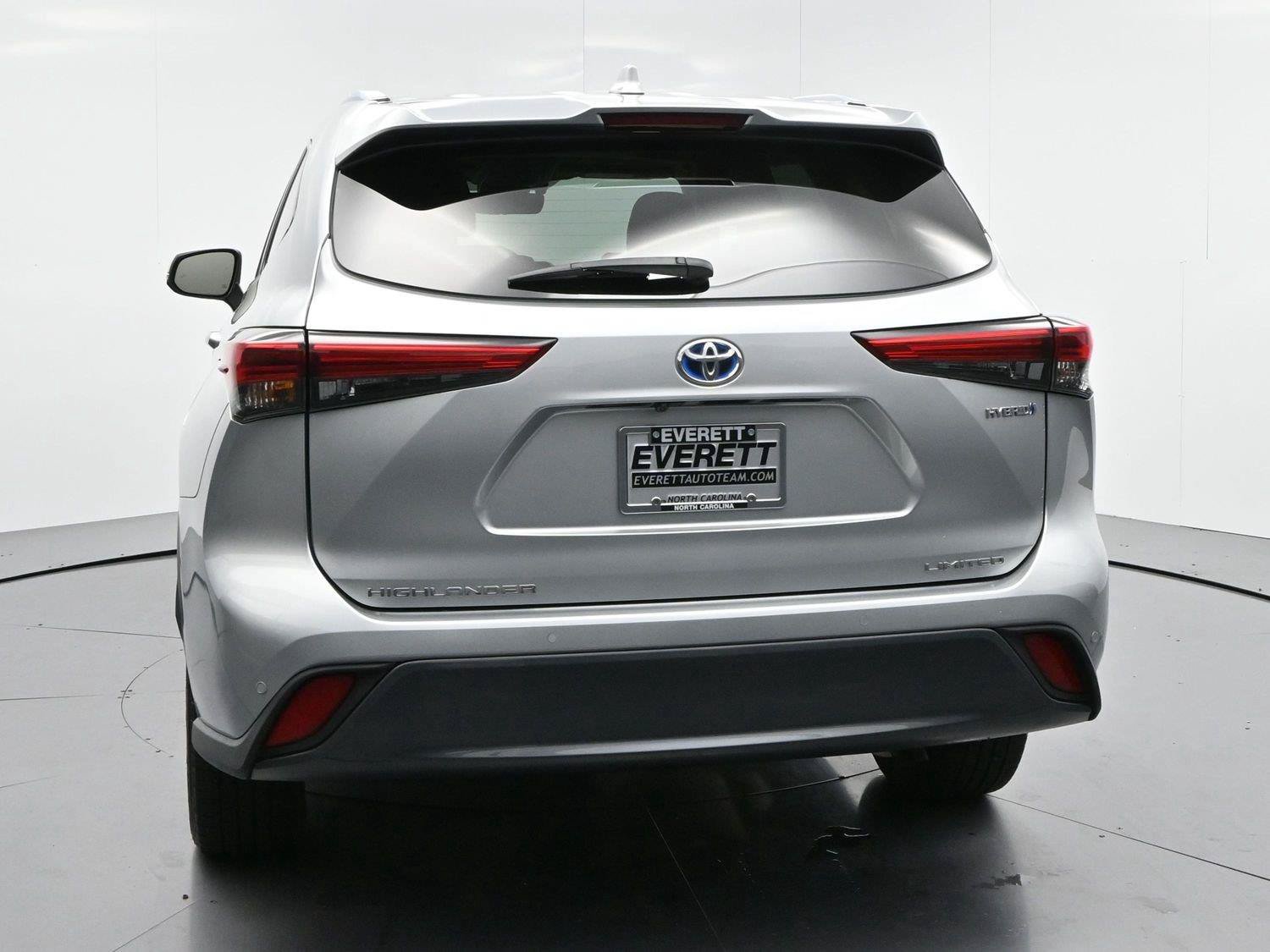Used 2021 Toyota Highlander Limited FWD image 5
