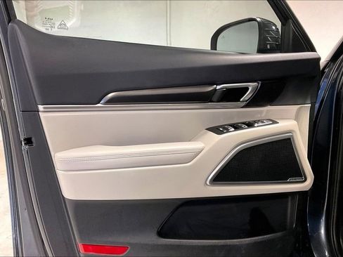 Used 2024 Kia Telluride S w/ S Sunroof Package image 21