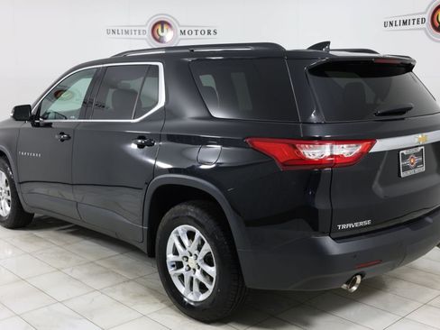Used 2019 Chevrolet Traverse LT FWD image 4