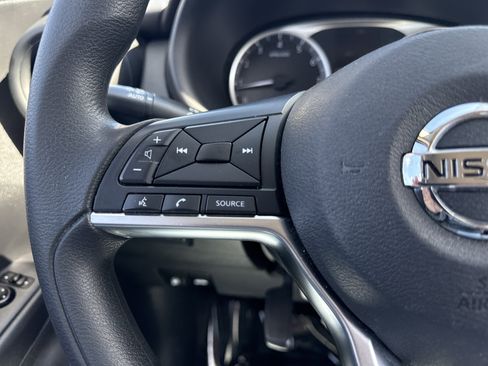Used 2021 Nissan Kicks S FWD image 24