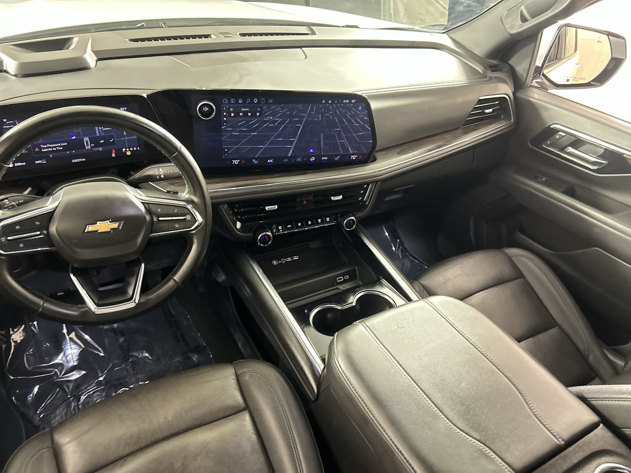 Used 2025 Chevrolet Tahoe LT AWD/4WD image 23