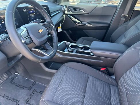 Used 2026 Chevrolet Equinox LT w/ Safety and Technology Package image 22
