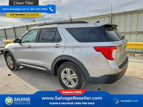 Used 2023 Ford Explorer XLT RWD image 3