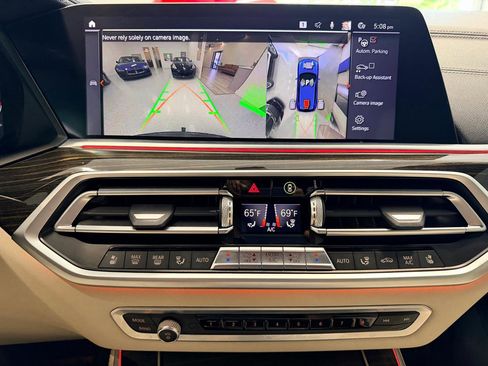 Used 2021 BMW X5 sDrive40i w/ Premium Package RWD image 50