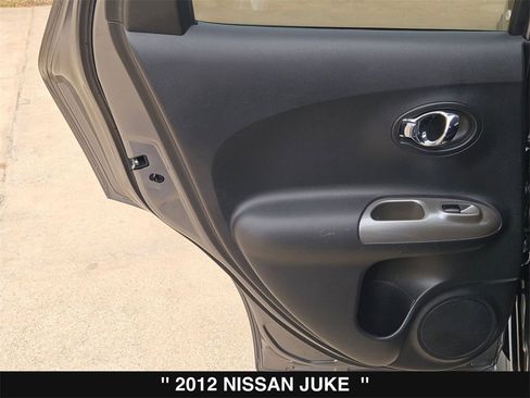 Used 2012 Nissan Juke SV image 18