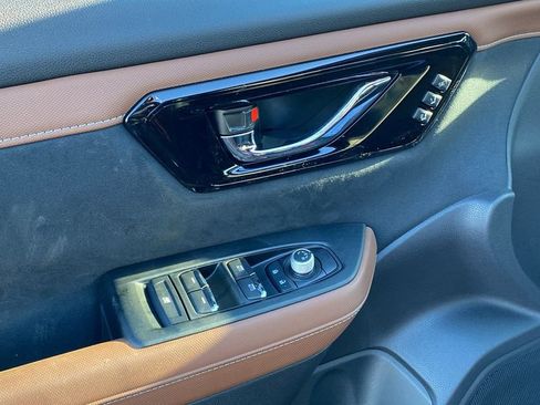 Used 2026 Subaru Forester Touring w/ Touring Package image 18