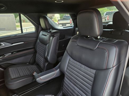 New 2026 Ford Explorer ST-Line w/ ST-Line Street Pack RWD image 26