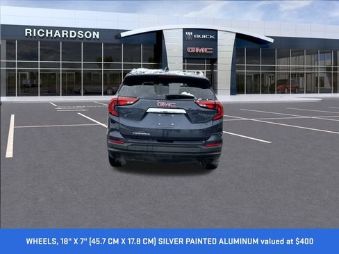 Used 2018 GMC Terrain SLE w/ Driver Convenience Package image 4