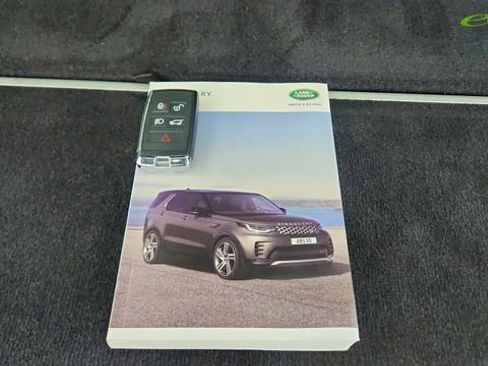 Used 2023 Land Rover Discovery HSE R-Dynamic AWD/4WD image 70