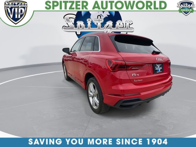 Used 2023 Audi Q3 2.0T Premium w/ 19" Wheel Package AWD/4WD image 7