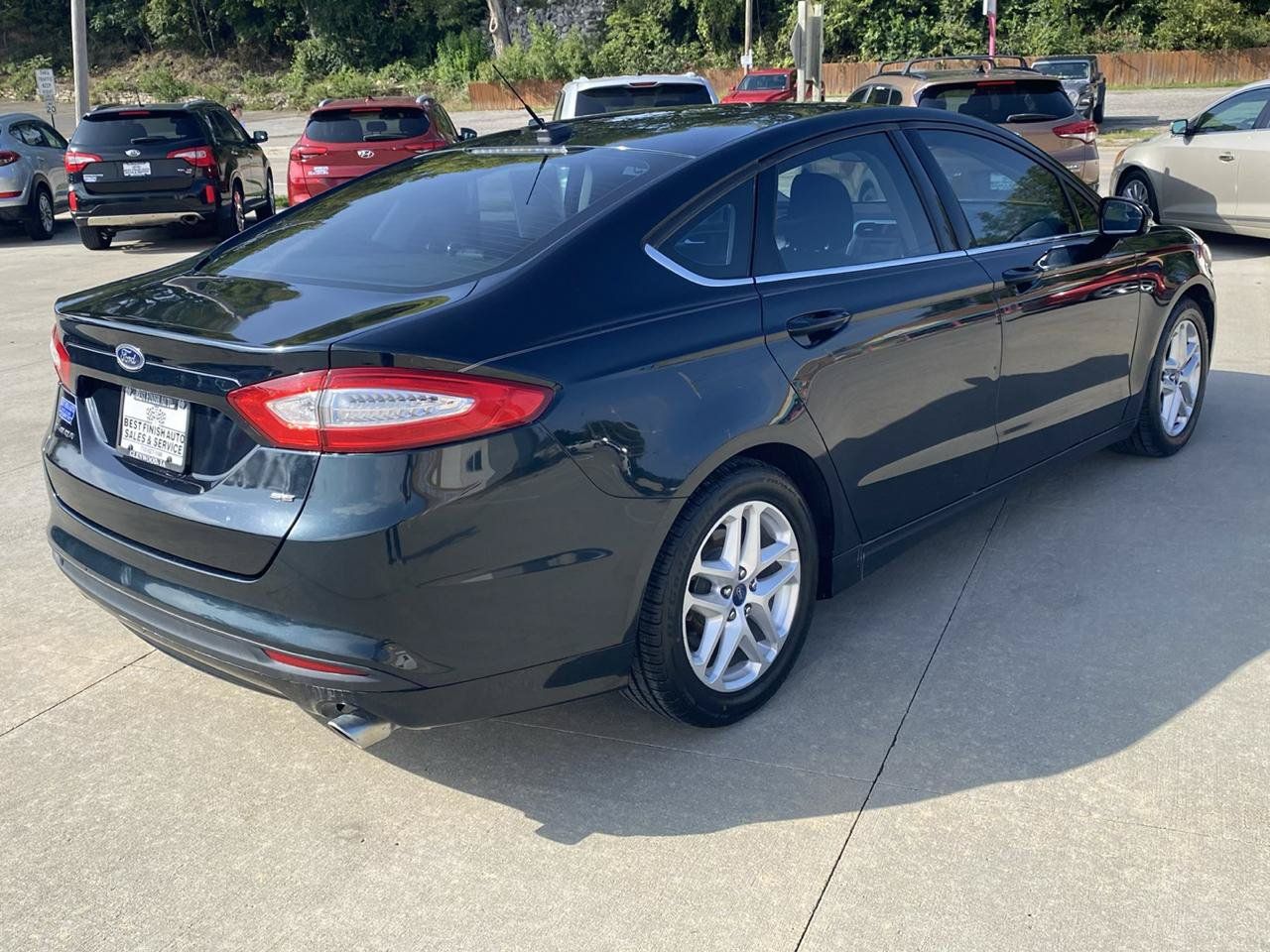 Used 2014 Ford Fusion SE FWD image 6