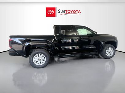 New 2025 Toyota Tacoma SR5