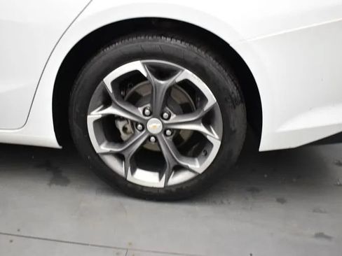 Used 2023 Chevrolet Malibu LT FWD image 36