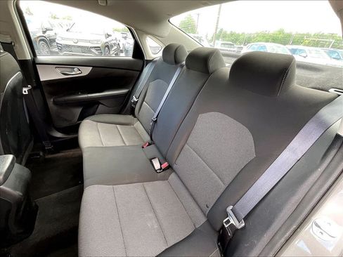 Used 2024 Kia Forte LXS FWD image 14