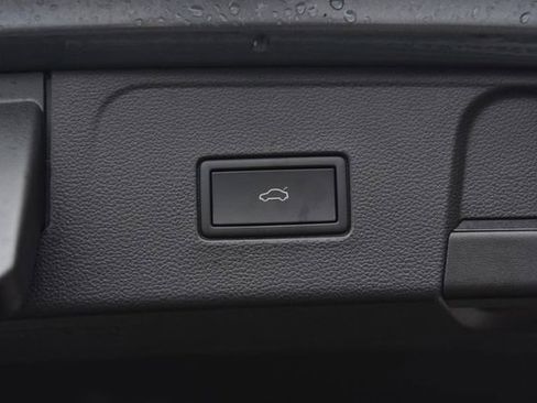 Certified 2023 Volkswagen Atlas SE w/ Panoramic Sunroof Package image 27