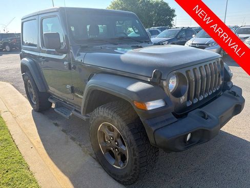Used 2021 Jeep Wrangler Sport AWD/4WD image 3