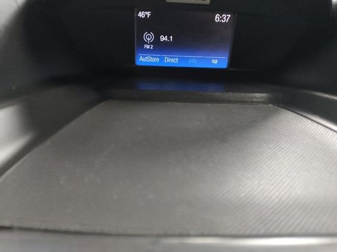 Used 2016 Ford Escape SE image 25