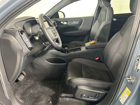 Used 2023 Volvo C40 P8 Recharge Plus AWD/4WD image 9