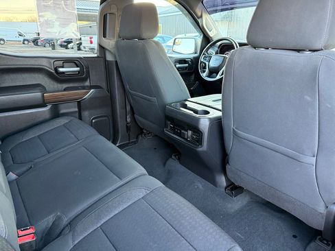 Used 2021 Chevrolet Silverado 1500 RST image 18