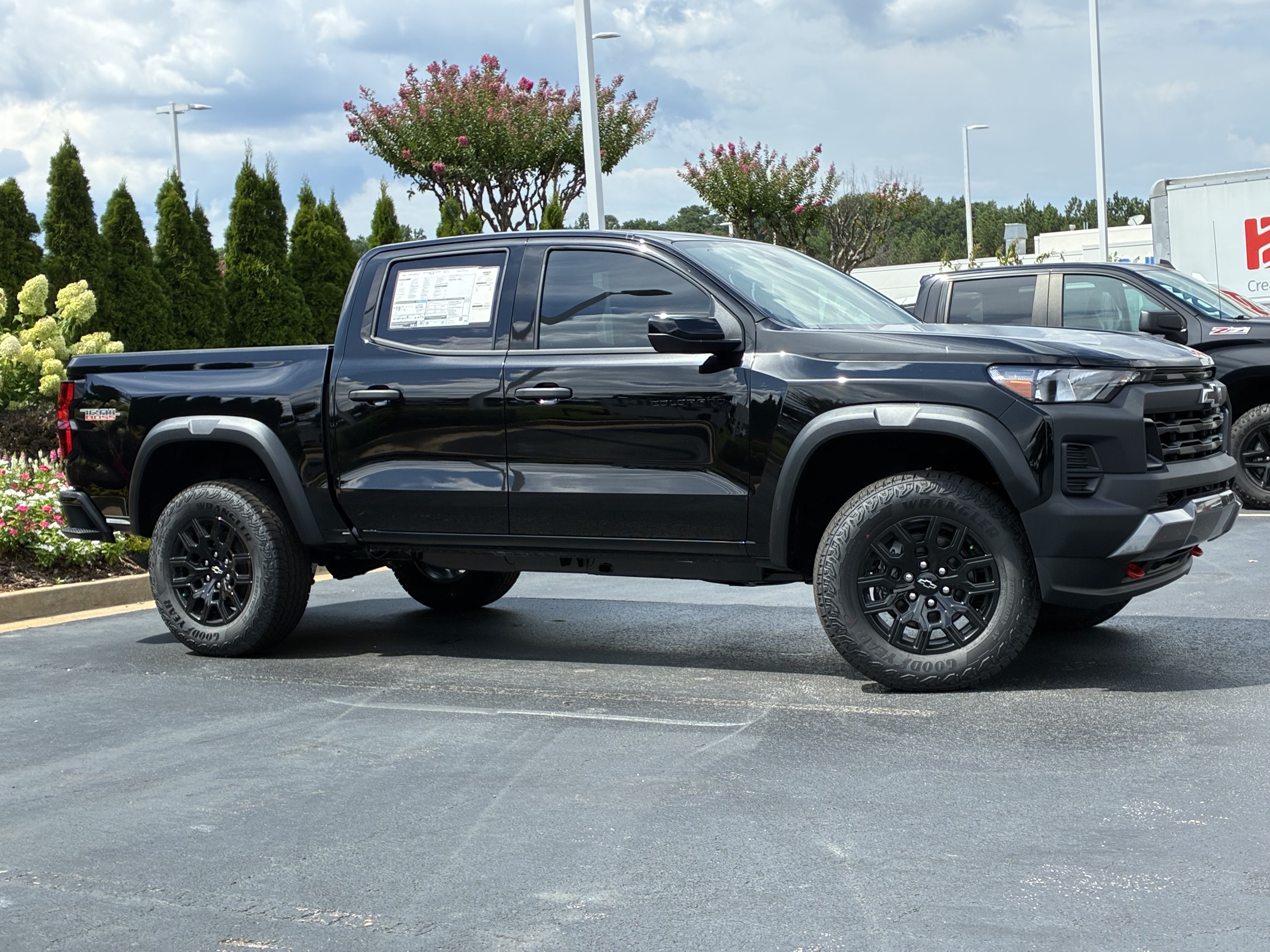 New 2026 Chevrolet Colorado Trail Boss AWD/4WD image 3