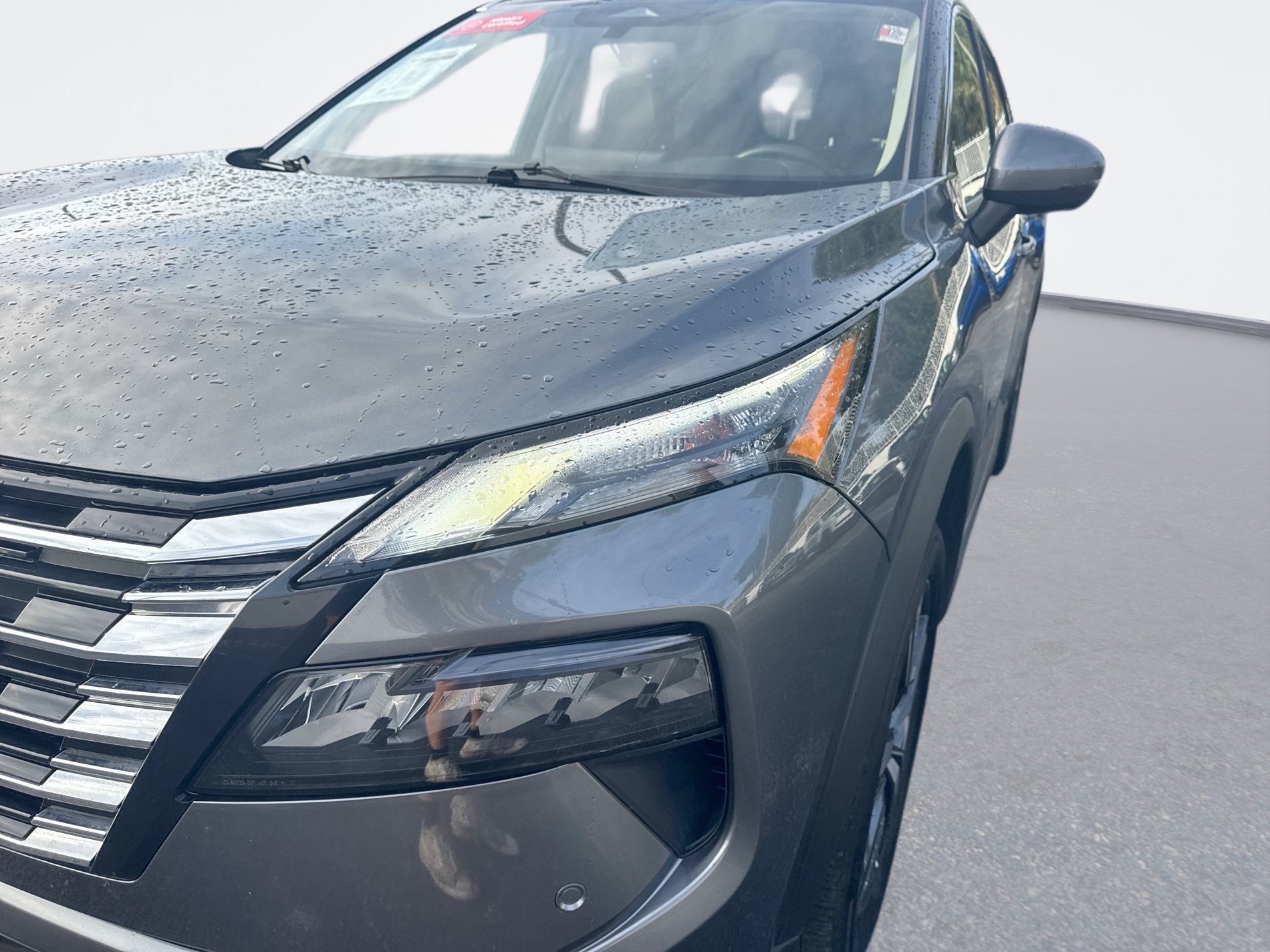 Certified 2026 Nissan Rogue SL FWD image 10