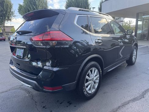 Used 2019 Nissan Rogue SV AWD/4WD image 5