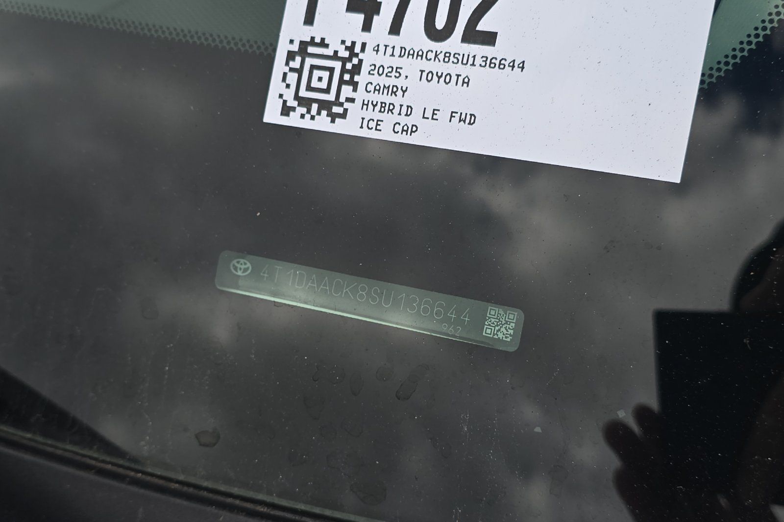 Certified 2025 Toyota Camry LE FWD image 3