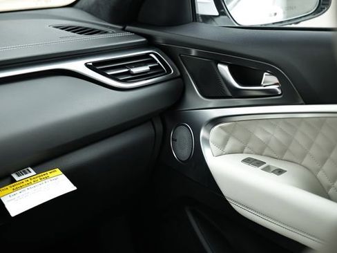 New 2025 Genesis G70 3.3T Advanced w/ Sport Prestige Package image 31