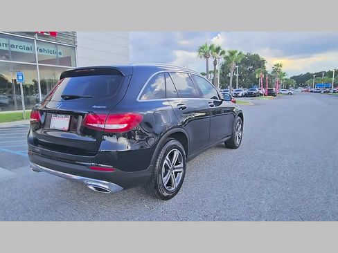 Used 2019 Mercedes-Benz GLC 300 4MATIC image 36