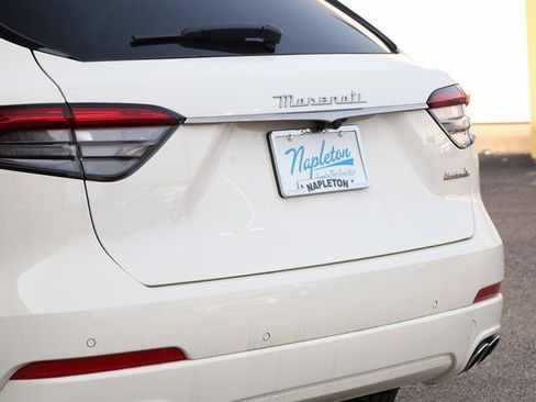 New 2024 Maserati Levante GT Ultima image 7