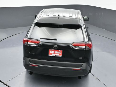 Certified 2022 Toyota RAV4 LE image 44