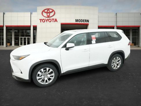 New 2026 Toyota Grand Highlander Limited image 7