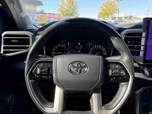 Used 2023 Toyota Tundra Limited AWD/4WD image 17