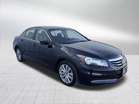 Used 2012 Honda Accord EX image 3