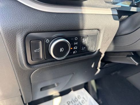 Used 2023 Ford Explorer XLT w/ Equipment Group 202A image 24