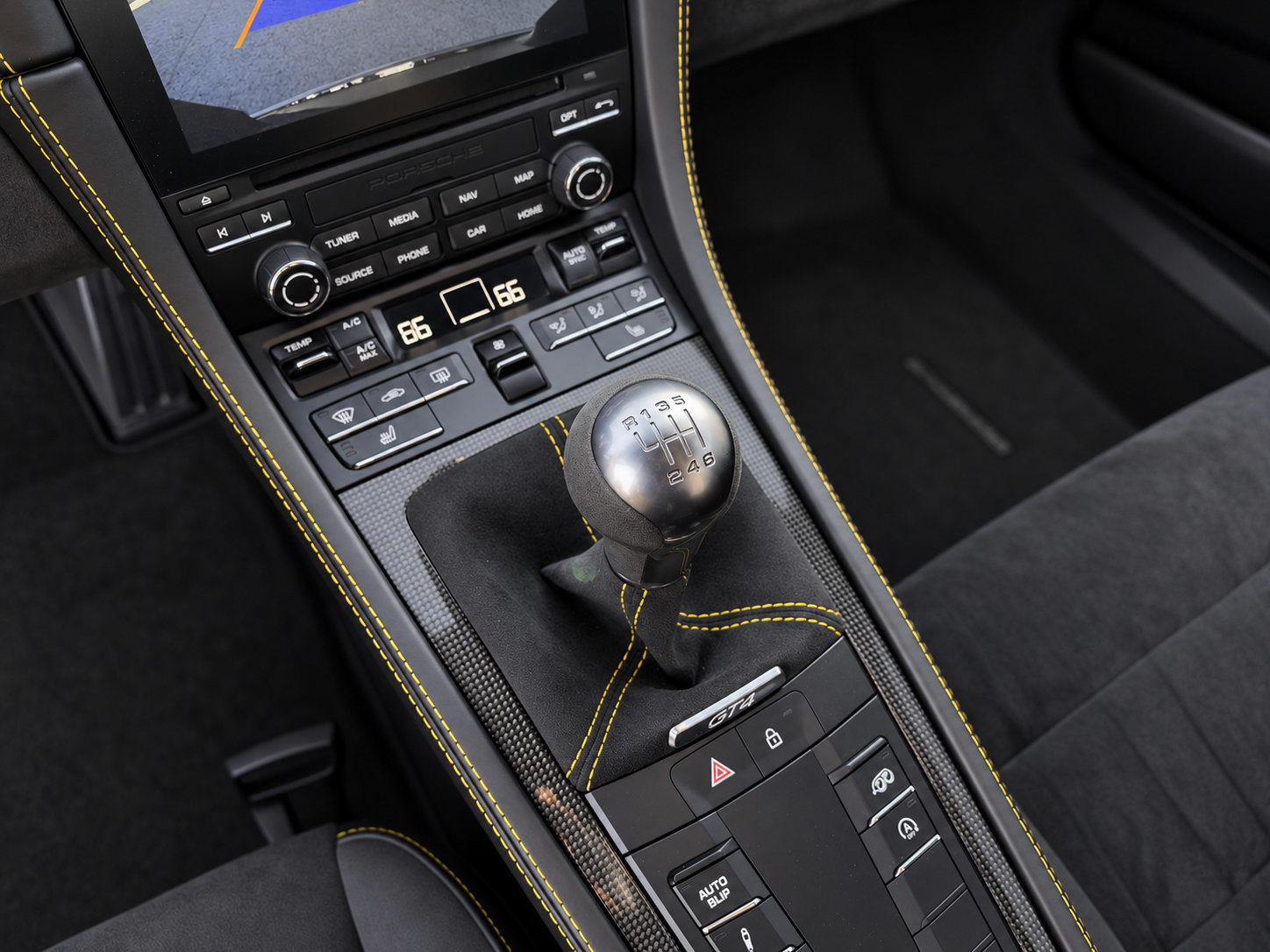 Used 2020 Porsche 718 Cayman GT4 RWD image 16