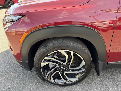 Used 2024 Chevrolet TrailBlazer RS w/ Driver Confidence Package image 18