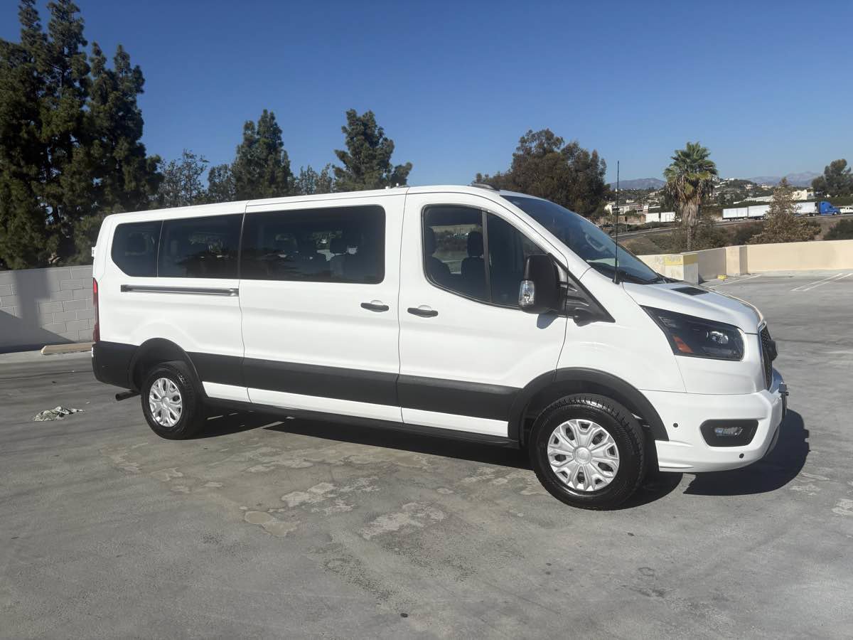 Used 2026 Ford Transit 350 XLT RWD image 32