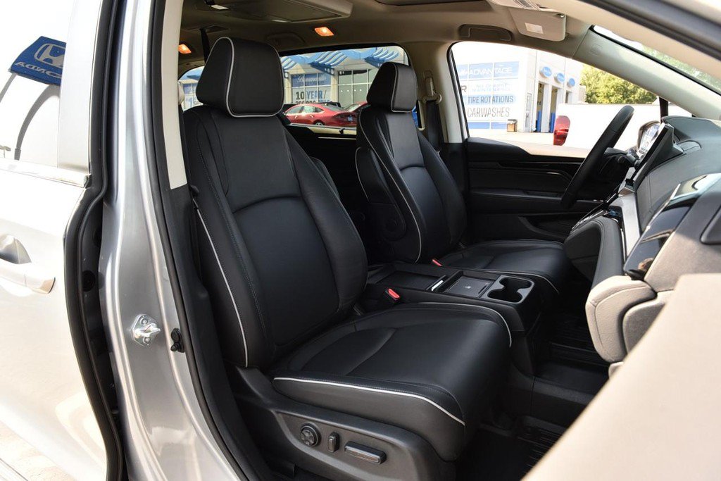 Certified 2026 Honda Odyssey Touring image 22