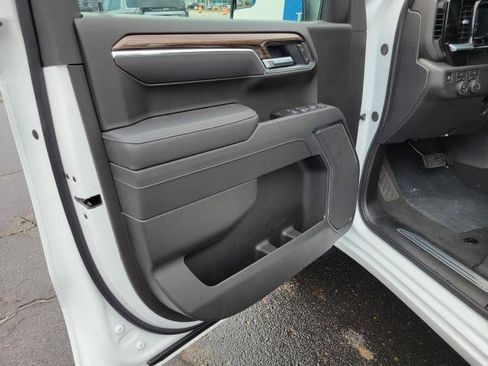 New 2026 Chevrolet Silverado 1500 LT AWD/4WD image 6
